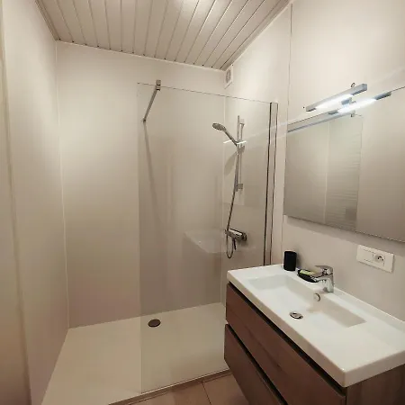 Stijlvol Met Zeezicht Apartamento *